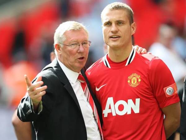 Tin MU 4/7: Nemanja Vidic luôn hướng về Old Trafford Tin MU 4/7: Nemanja Vidic luôn hướng về Old Trafford